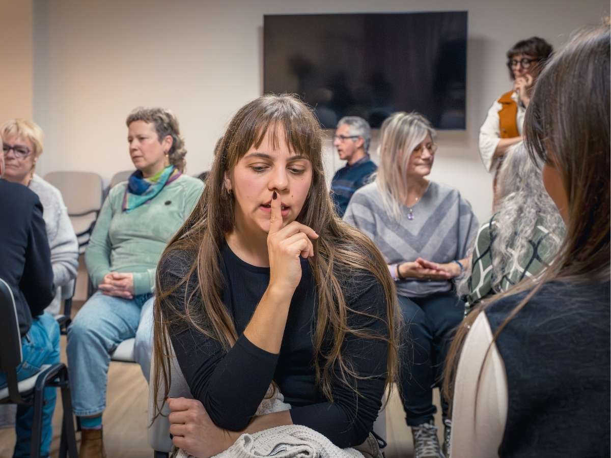 open-cirkel-avond-student-mediumschap-oefent